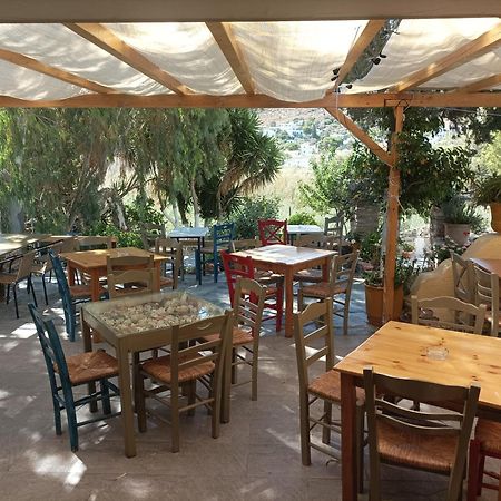 Aposperitis Rooms & Apartments Kini المظهر الخارجي الصورة