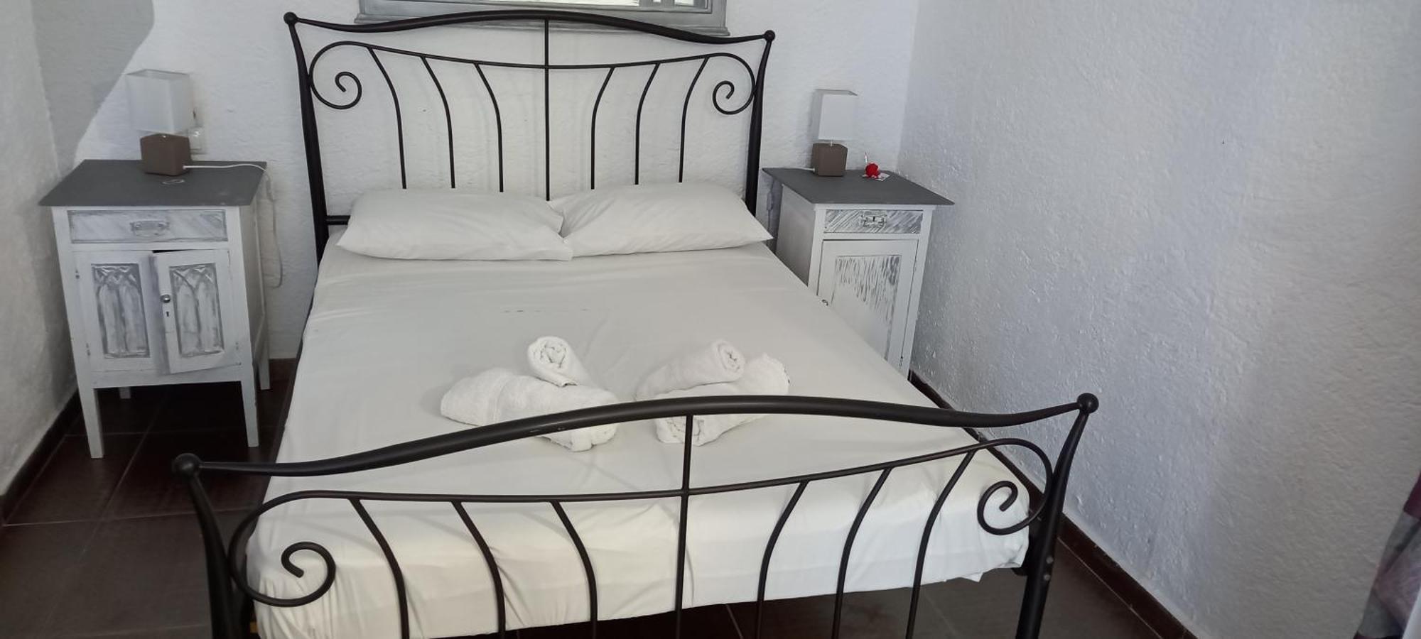 Aposperitis Rooms & Apartments Kini المظهر الخارجي الصورة
